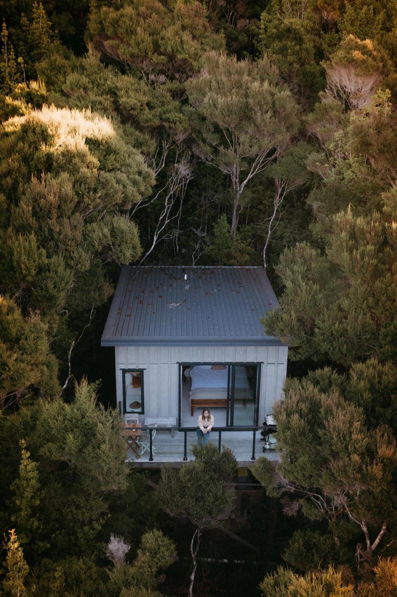 Treehouse Hideaway At Rekindle Tree Houses Opua Exterior photo